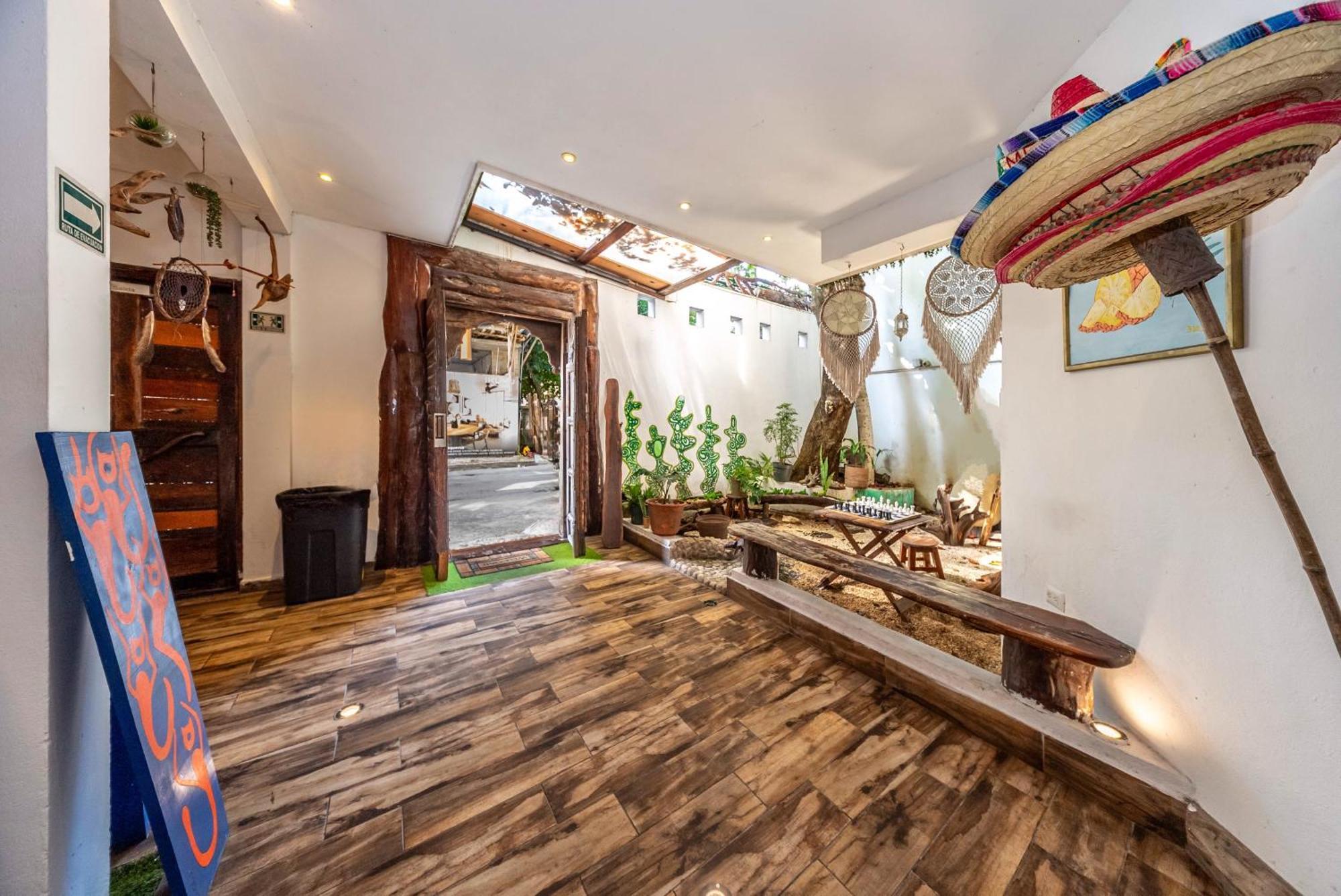 The Green Village Boutique Hotel Плая дел Кармен Екстериор снимка